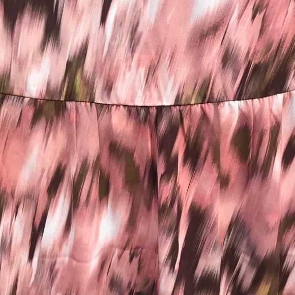 Torrid blouse multi print size 00 NWT - Picture 3 of 7